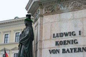 Ludwig's subjects turn to Guiness IMG_0365